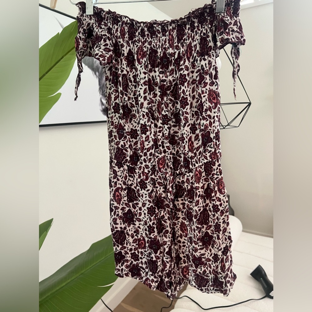Romper - Picture 2 of 3